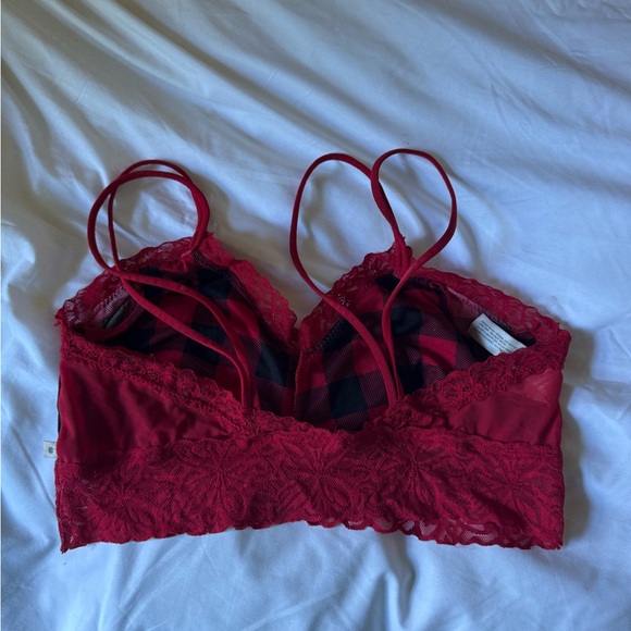 Red and Black Lace Bralette - Picture 2 of 4